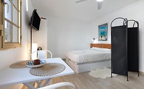 Central Bright Studio